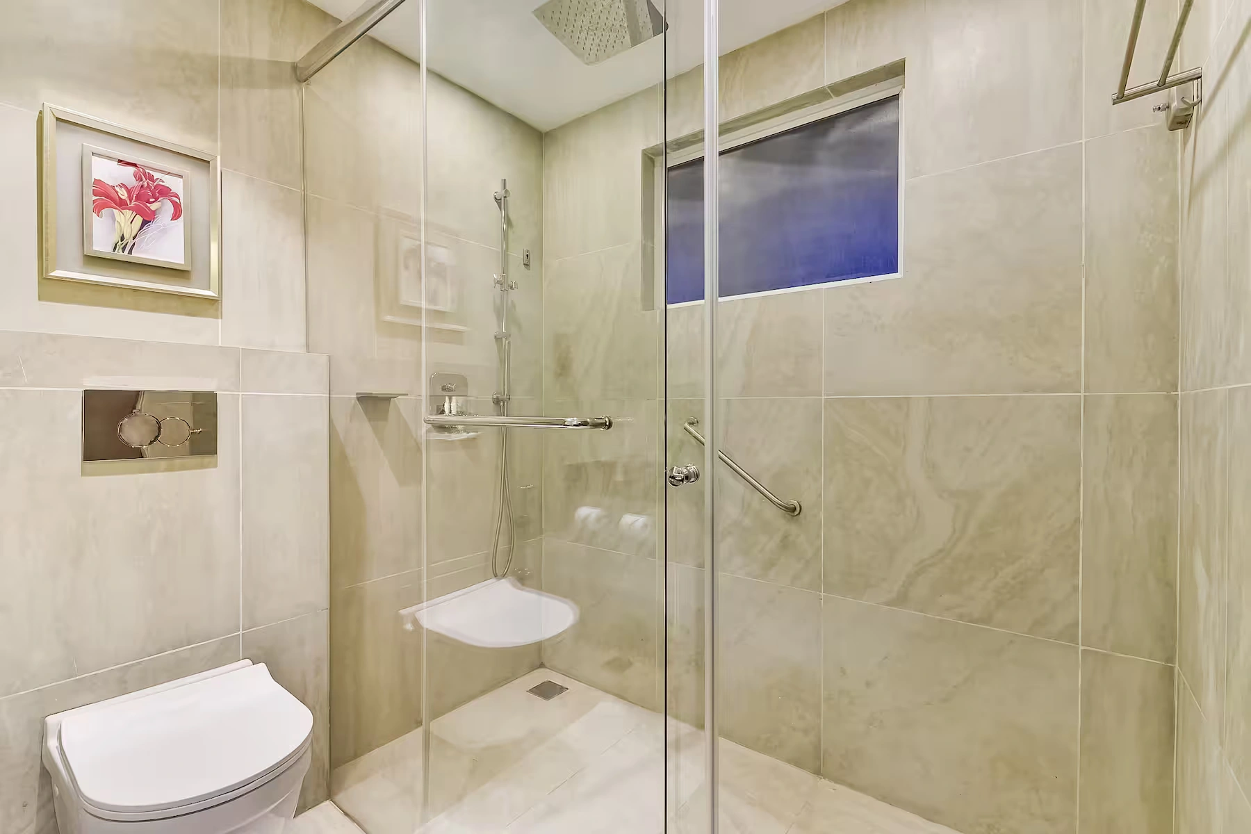 52299_premium_bathroom_1