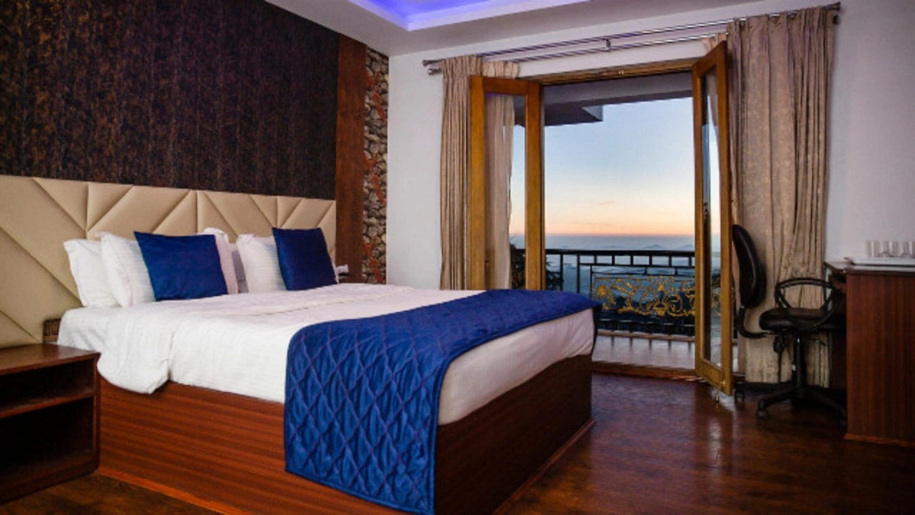 93fa7fd6-daaf-49dd-a5e6-31d3cb235f4d