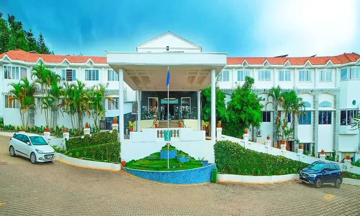 Building_2-min-1333x500 (1)