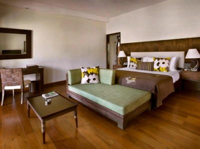 Luxury-Suite-Backwater-View-Bekal-e1495452249488-400x299