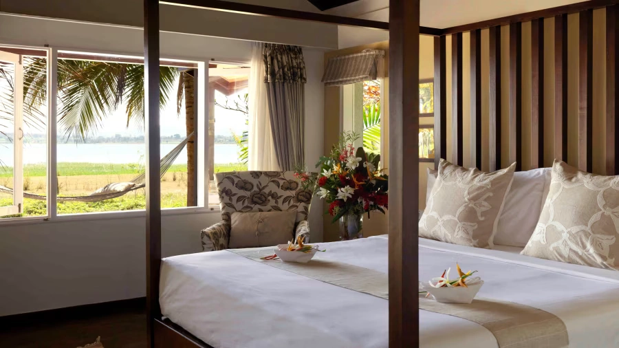 Waterfront_Villa_Rooma_in_Kabini_at_The_Serai_