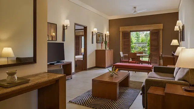 an-bangalore-garden-suite-living-room-1200X675 (1)
