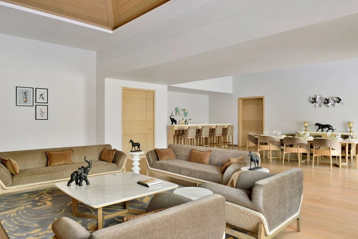 mc-ixemc-presidential-mansion-22901_Classic-Hor