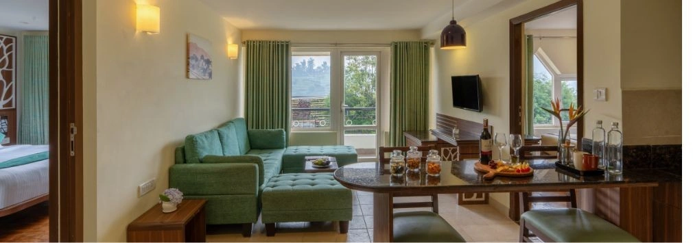 sterling-ooty-elk-hill-family-suite-carousel-3.jpg.imgw.1280.1280