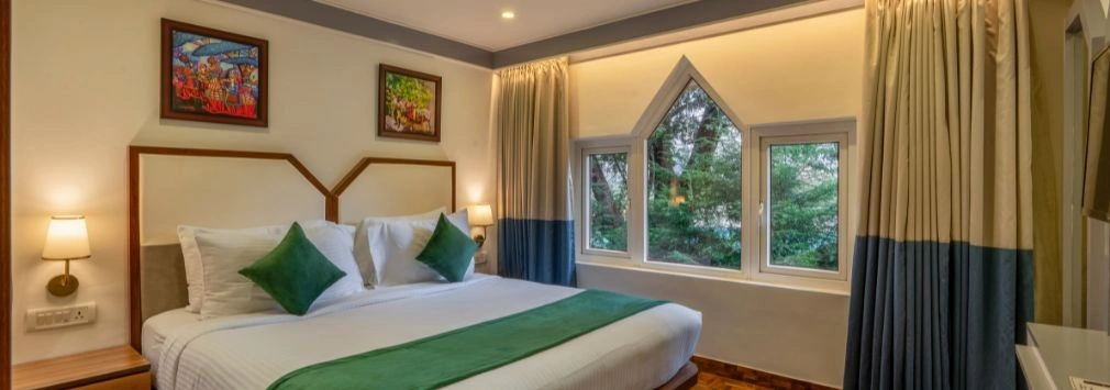 sterling-ooty-elk-hill-privilege-suite-carousel-1.jpg.imgw.1280.1280