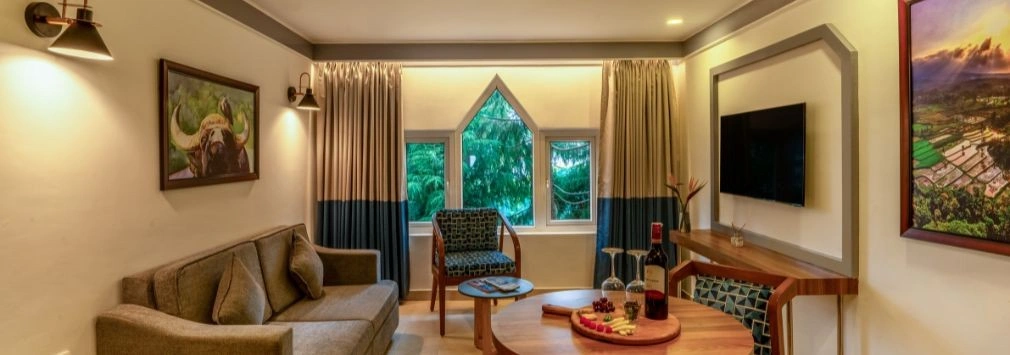 sterling-ooty-elk-hill-privilege-suite-carousel-2.jpg.imgw.1280.1280