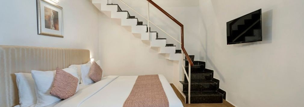 sterling-yercaud-family-room-carousel-2.jpg.imgw.1280.1280